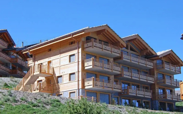 Отель Ecoresidence Нендаз вид на фасад