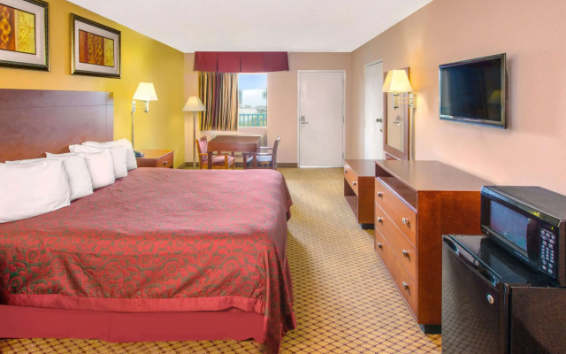 Days Inn by Wyndham Gulfport