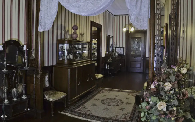 McFarlin House B&B