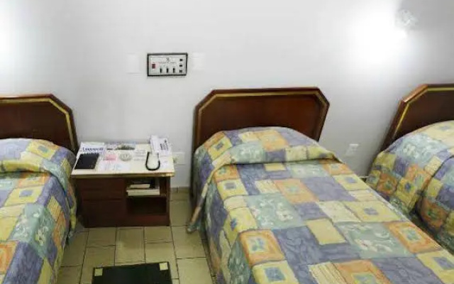 Diplomata Hotel