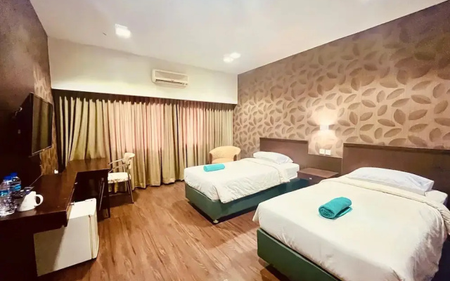 City Hotel