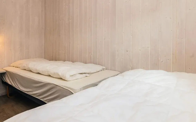 4 Star Holiday Home in Friedrichkoog