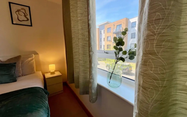 Modern 2-bed Dartford - Free Parking & Fast Wifi