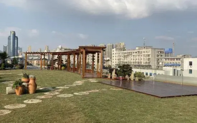 Atour Hotel Shengzhou