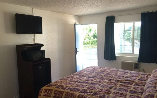 Parkside Inn