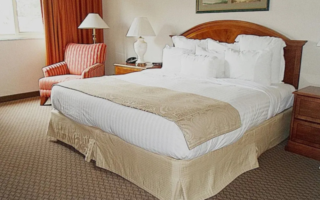 Quail Hollow Resort