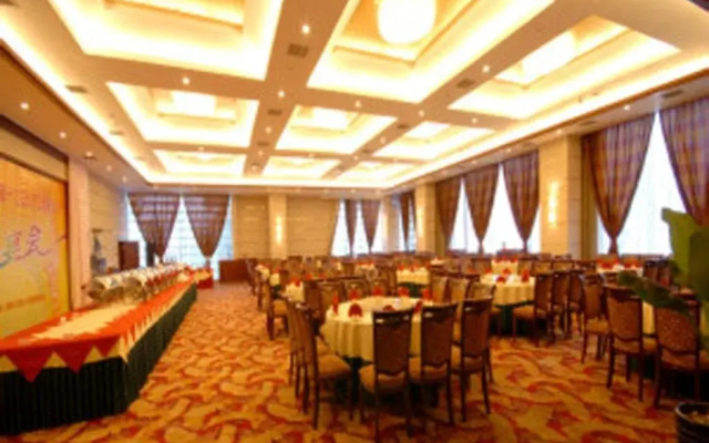 Mangshi Hotel