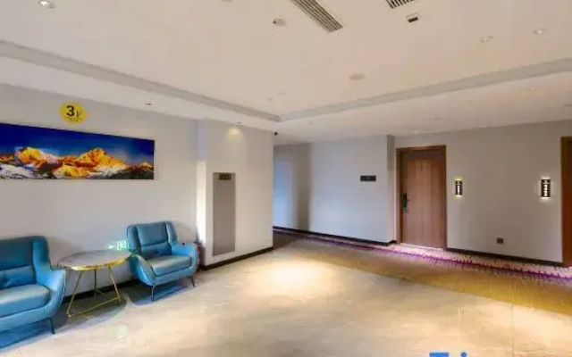 Non-Fanchengpin Hotel·(Gaoyang Business and Trade Street)