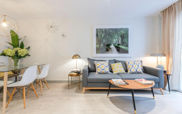 Sophisticated brand new flat
