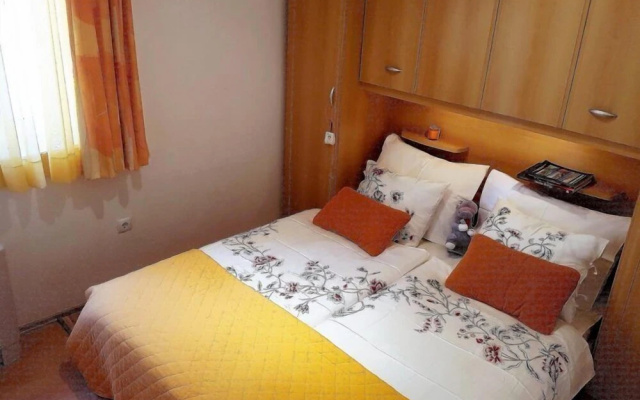 Apartments Anita Punta Skala