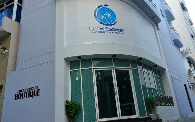 Отель Local Escape Boutique вид на фасад