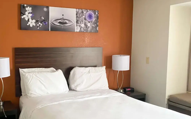 Microtel Inn & Suites by Wyndham Decatur