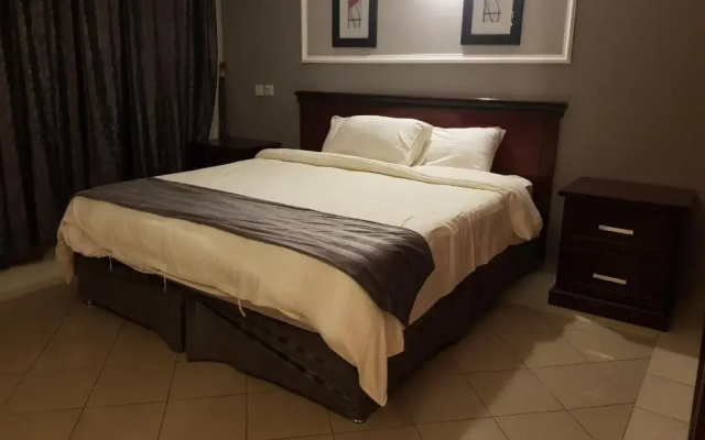 Almeswari Suites