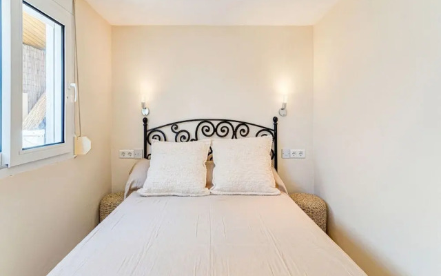 Villa in Oliva Near Platja D'oliva Beach