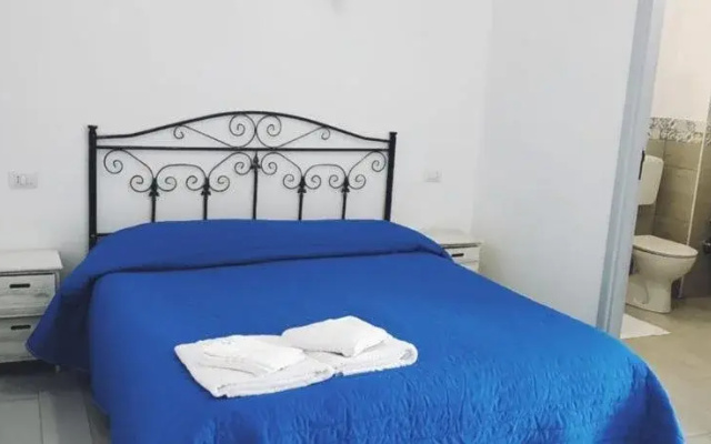 Lo Nardo Maria Rooms
