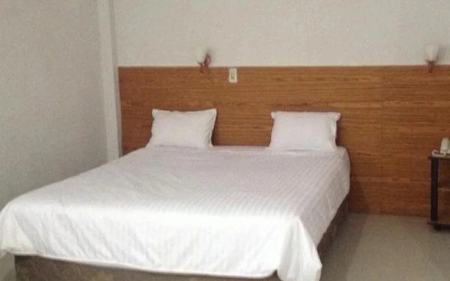 Royal Parbina Hotel