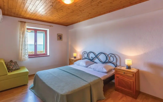 Amazing Home in Tucepi With Wifi and 2 Bedrooms