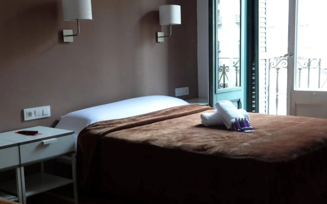 Hostal Balkonis