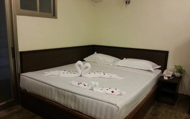 Royal Malikha Hotel
