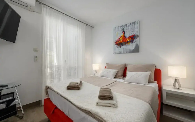 Apartment in Porec Near Sand Beach