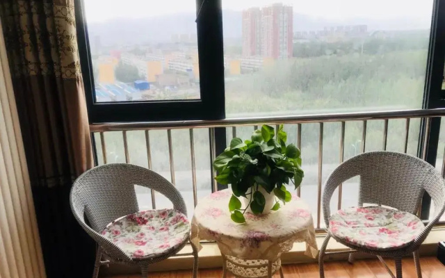 Yinchuan Ya Ju Apartment Hotel