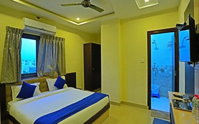 OYO 22405 Hotel Suraj Palace