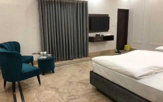 Hotel Five Season Lahore