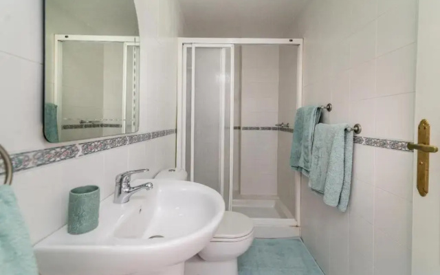 Marbella Lovely 3-bedroom Apartment 350 m Walk to the Beach