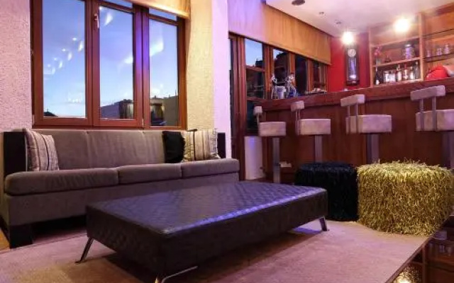 Club Hotel Parnassia