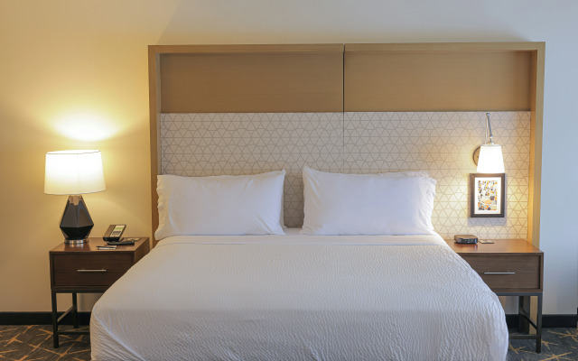 Holiday Inn Piscataway Somerset by IHG