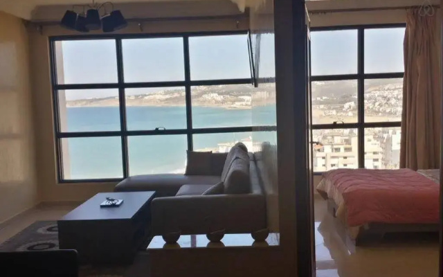 Newcenter Suites