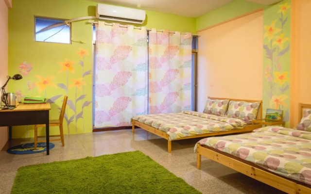 Fish hostel