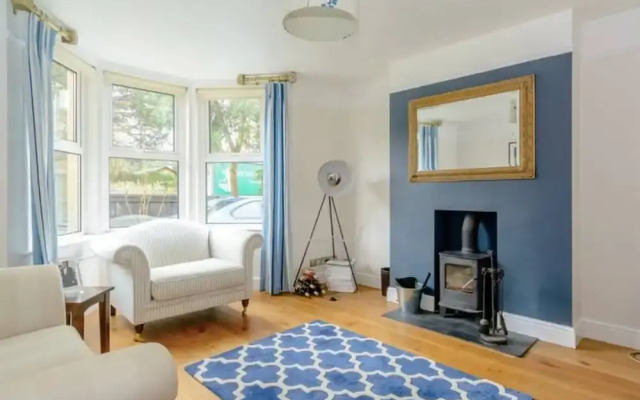Perfect Bath Home With Parking