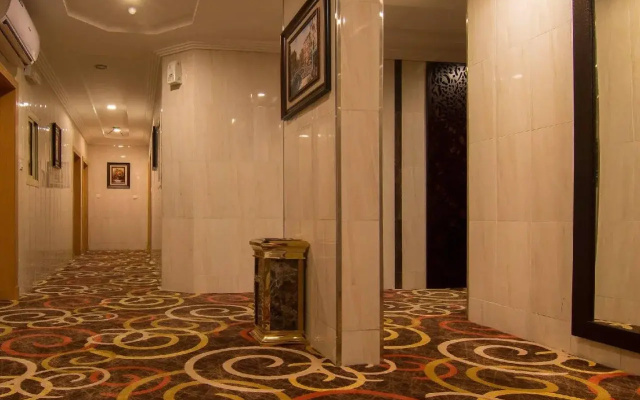Hayat Revan Hotel Suites
