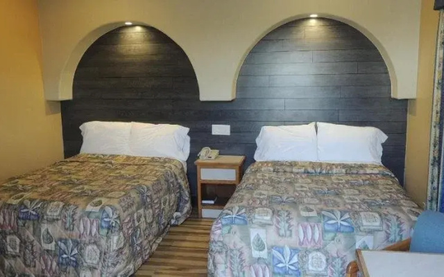 Reedley Inn