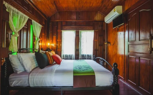 Ruan Rong Rong Resort & Spa