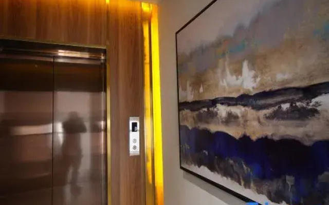 Yantai Yanlan Art Hotel