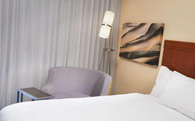 Courtyard by Marriott Minneapolis-St. Paul Airport
