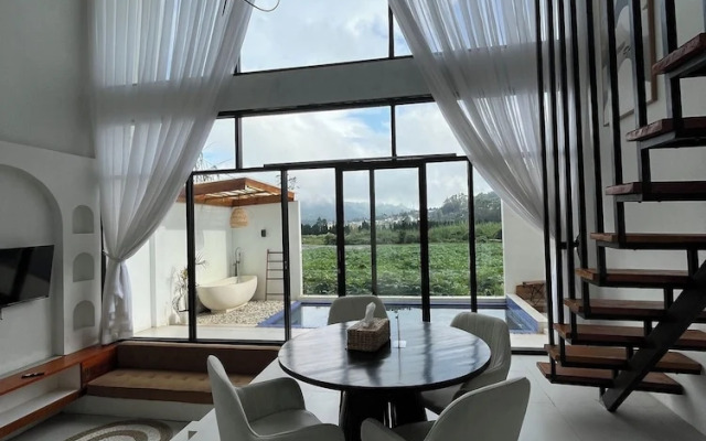 The Ridge Villas by Royal Cabin Dieng