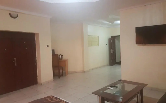 Hallmark Suites - Abeokuta