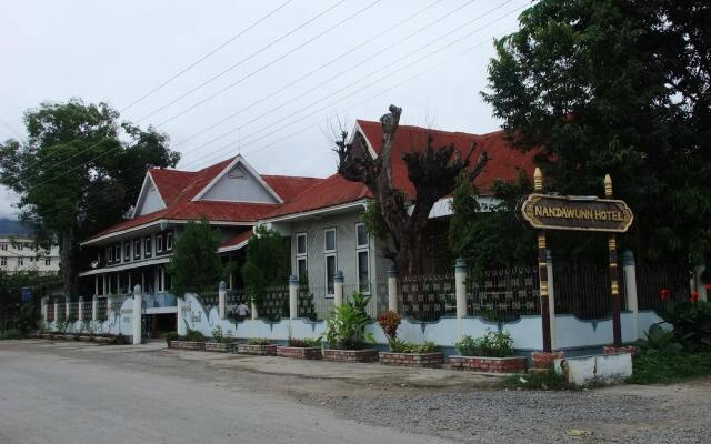 Nanda Wunn Hotel - Hostel вид на фасад