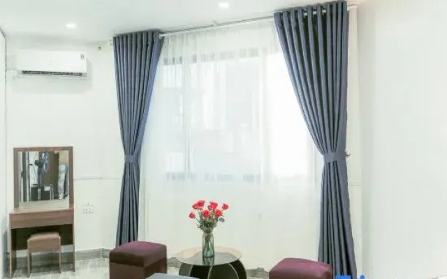 Moon Hotel 3 Pham Tuan Tai