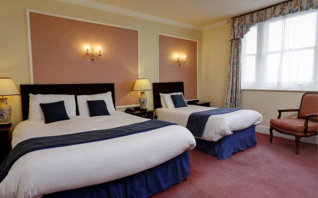Royal Victoria Hotel