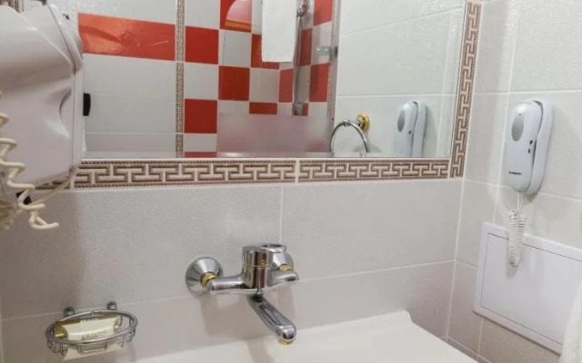 Zornica Hotel