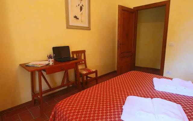 Farmhouse in Loro Ciuffenna With Pool