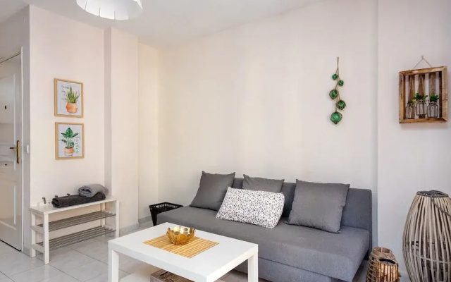 Central Gem Apartment Near the Beach Ref 134