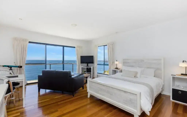 Clifftop Accommodation
