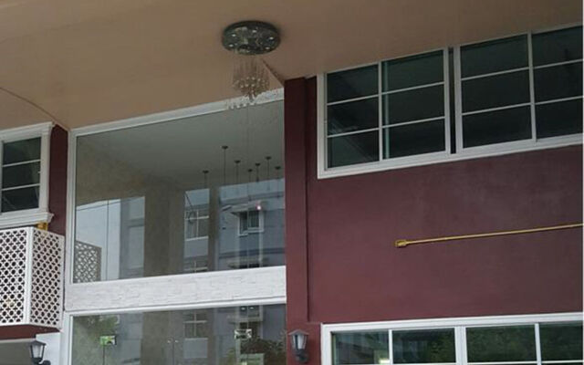 Отель Aree Art Residence вид на фасад
