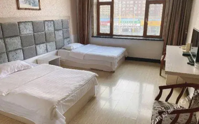 Huadu Business Inn