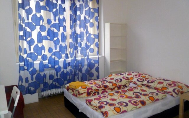 Отель Hostel Daniela Чехия, Прага - отзывы, цены и фото номеров - забронировать отель Hostel Daniela онлайн комната для гостей